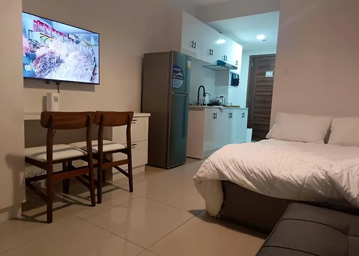 Aparthotel Chee's Snug Haven At Horizons 101 Cebu
